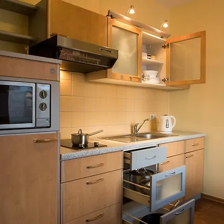 Apartamenti Twin Owls דירה
